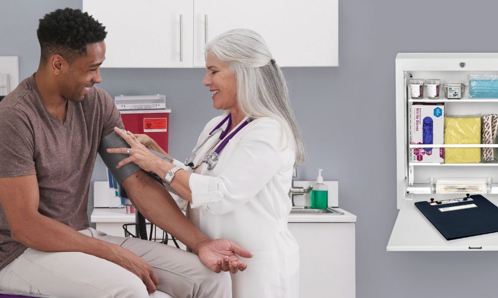 3 Reasons To Use Mobile Workstations in Your Medical Office